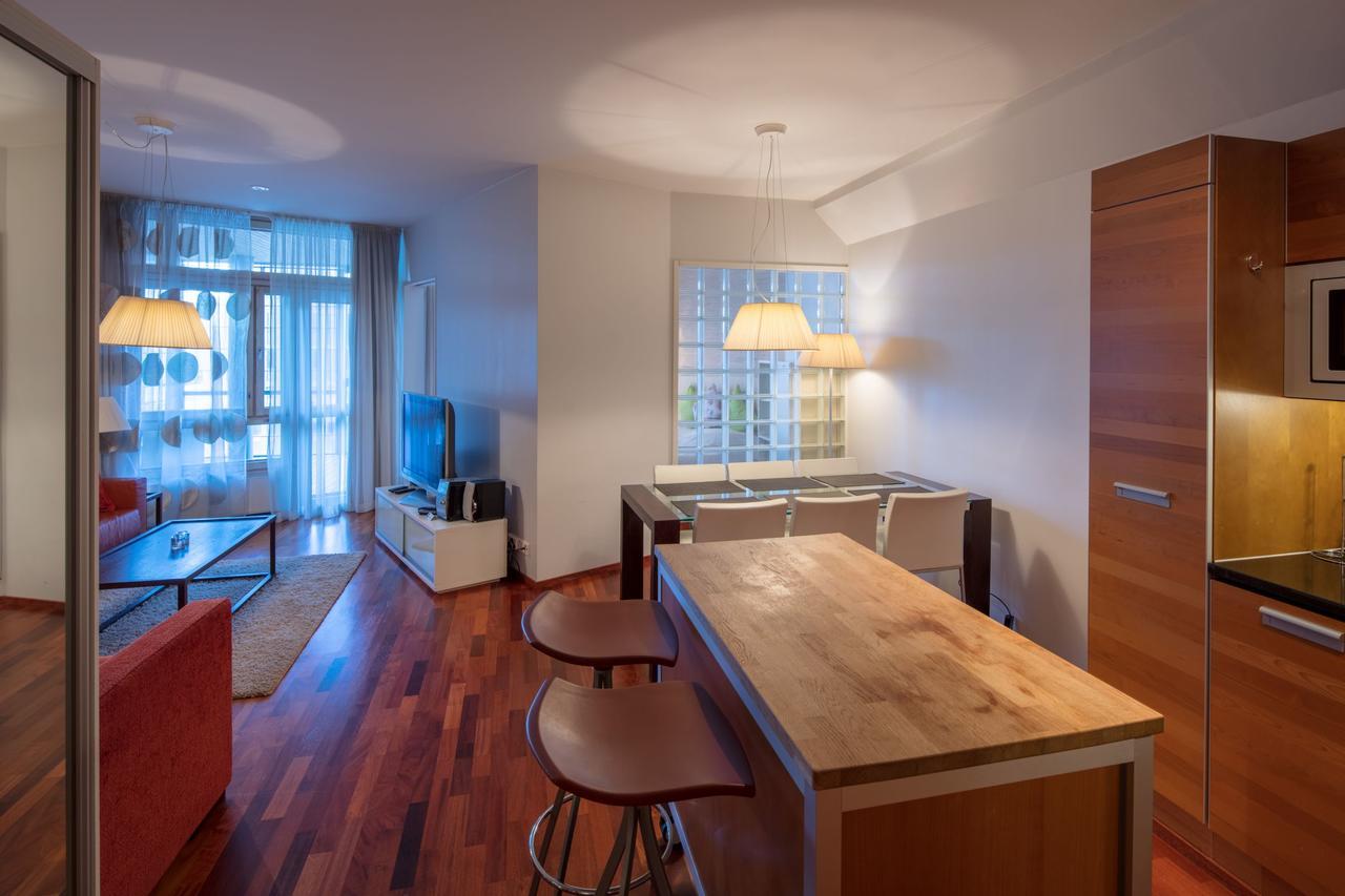 City Center Park View Studio With Sauna And Balcony Apartamento Helsínquia Exterior foto