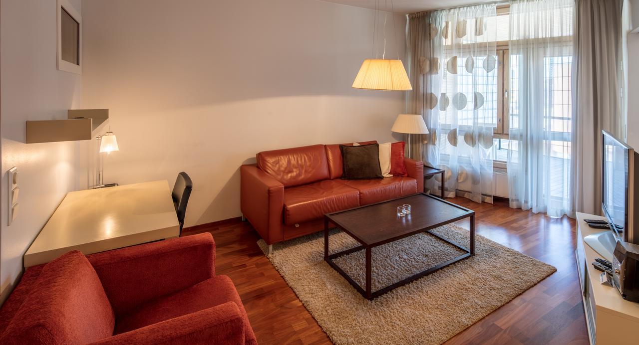 City Center Park View Studio With Sauna And Balcony Apartamento Helsínquia Exterior foto