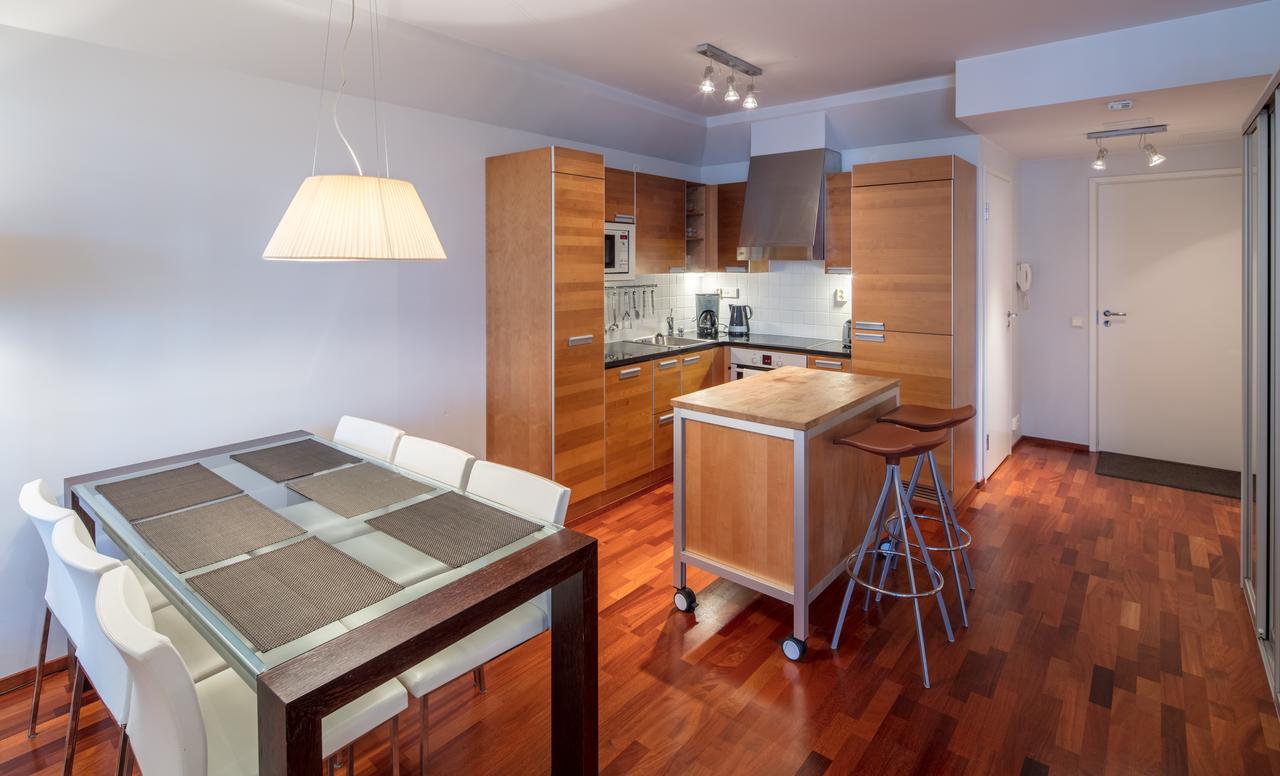 City Center Park View Studio With Sauna And Balcony Apartamento Helsínquia Exterior foto